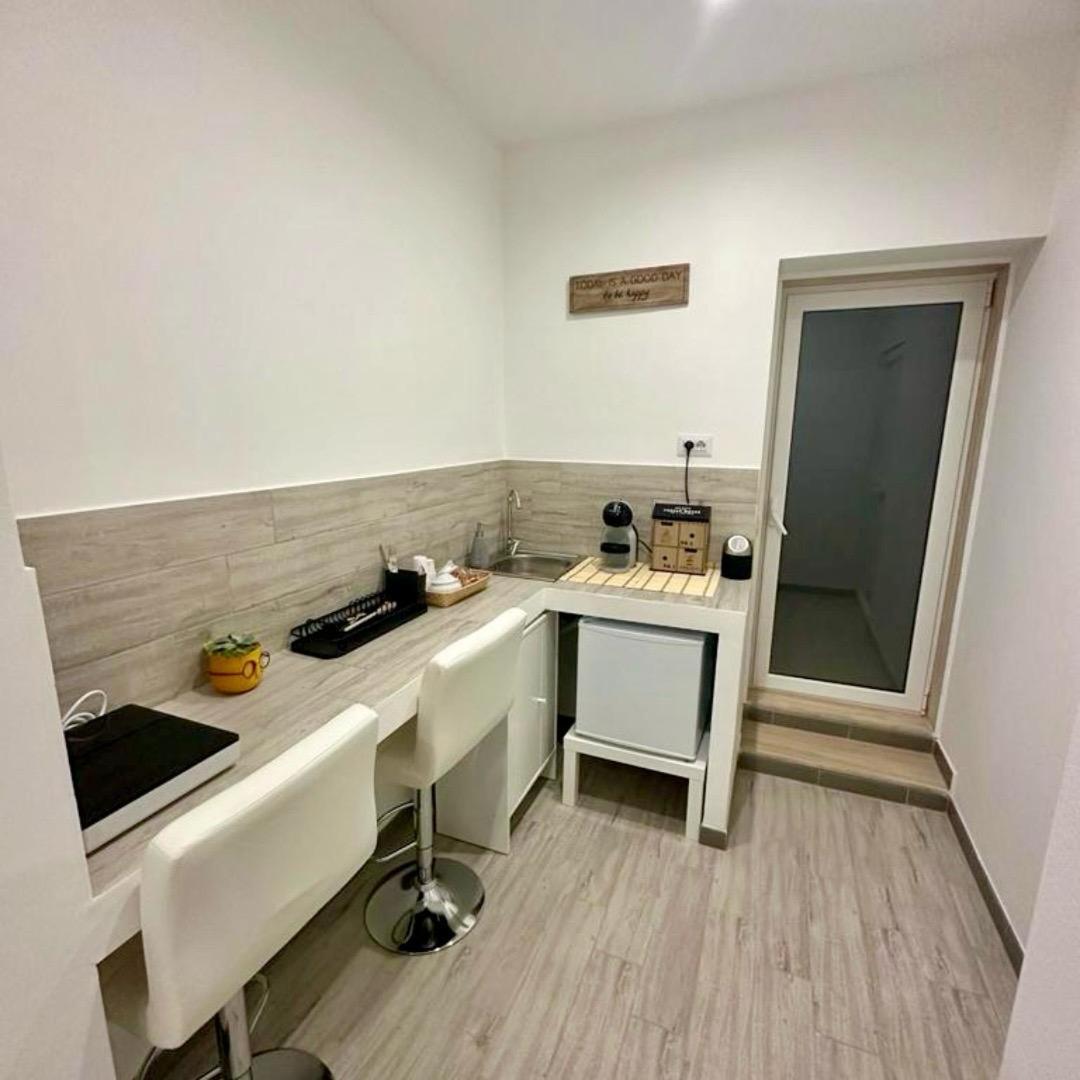 Bari Valona Rooms Экстерьер фото